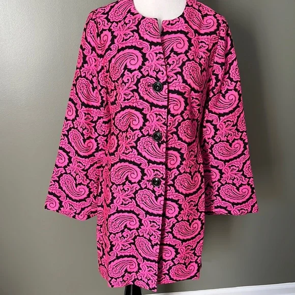 Venus Pink and Black Jacquard Coat 🍁 - Picture 1 of 9